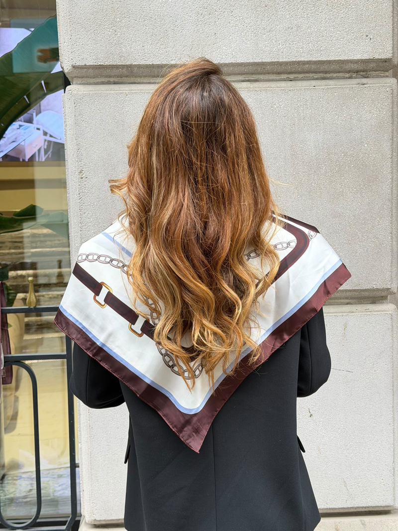 Kemer ve Zincir Desenli Bandana Fular 90x90 cm Renkli
