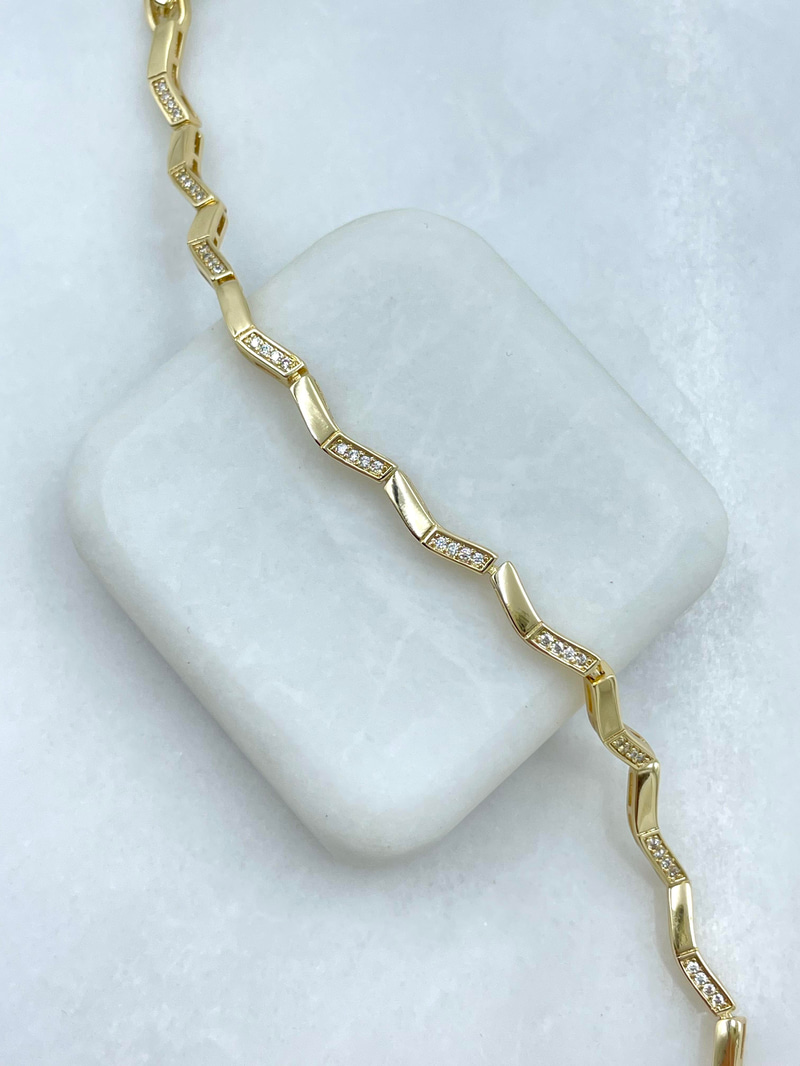 Altın Kaplama Gömme Taşlı Zikzak Model Bileklik Gold