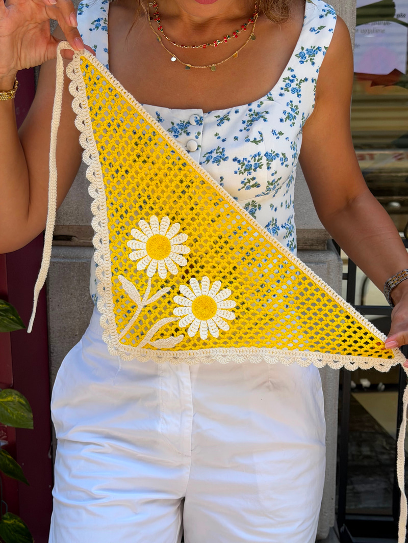 İkili Papatya Model Üçgen İpli Bandana Sarı