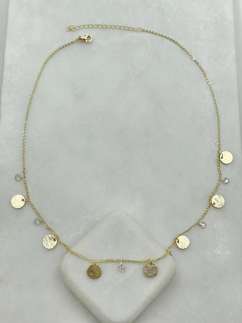 Plaka ve Kristal Sallantılı Kolye Gold