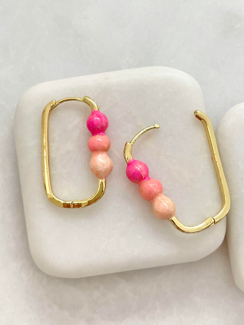 Altın Kaplama Renkli Topçuklu U Küpe Pembe