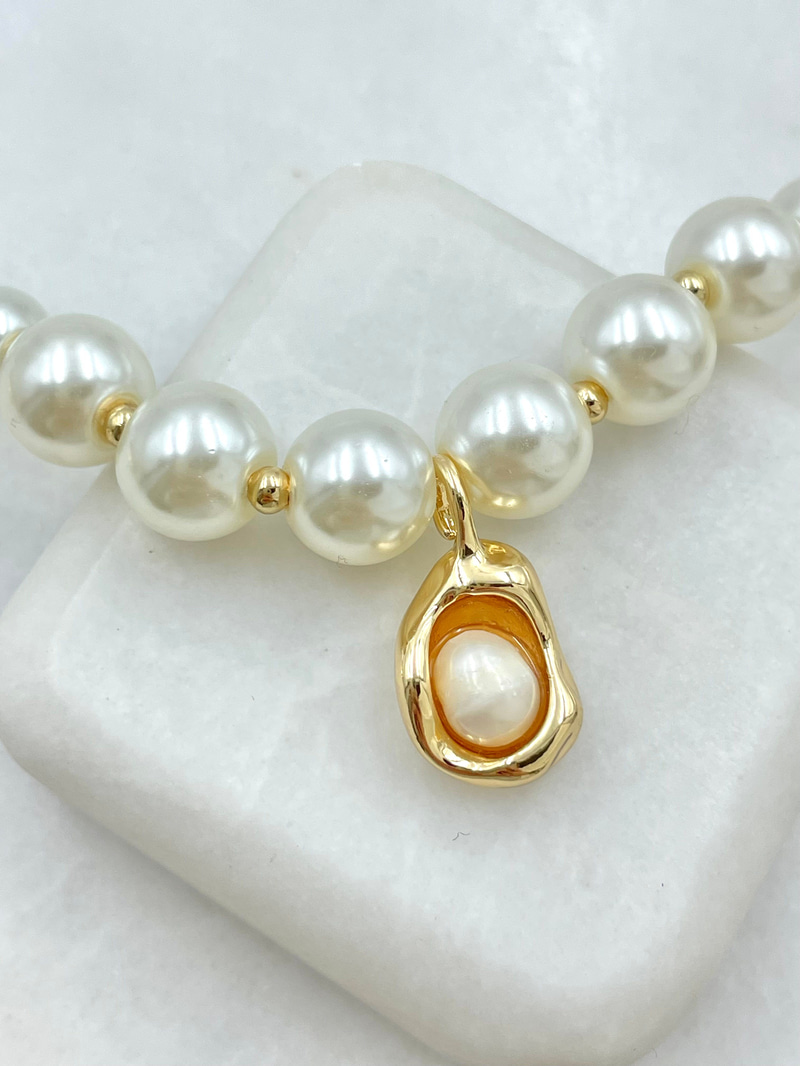 Altın Kaplama Ezme Plaka Sallantılı Büyük Küçük İnci Kolye Gold