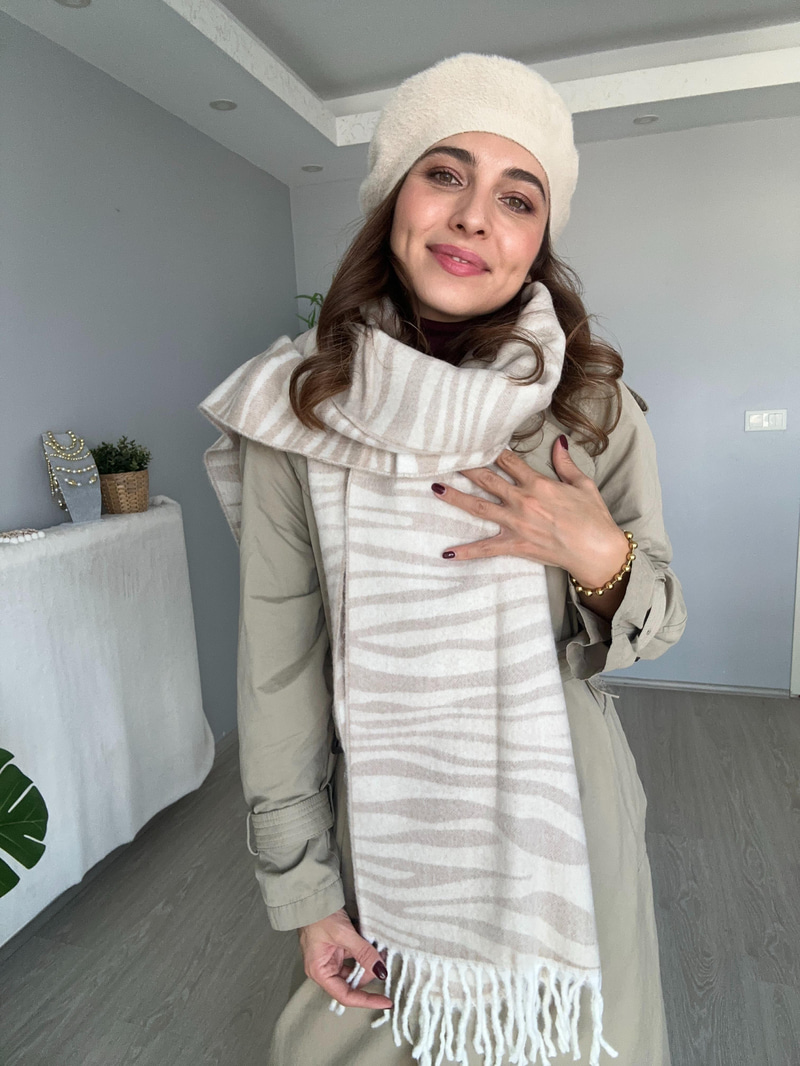 Zebra Desen Puf Şal Bej