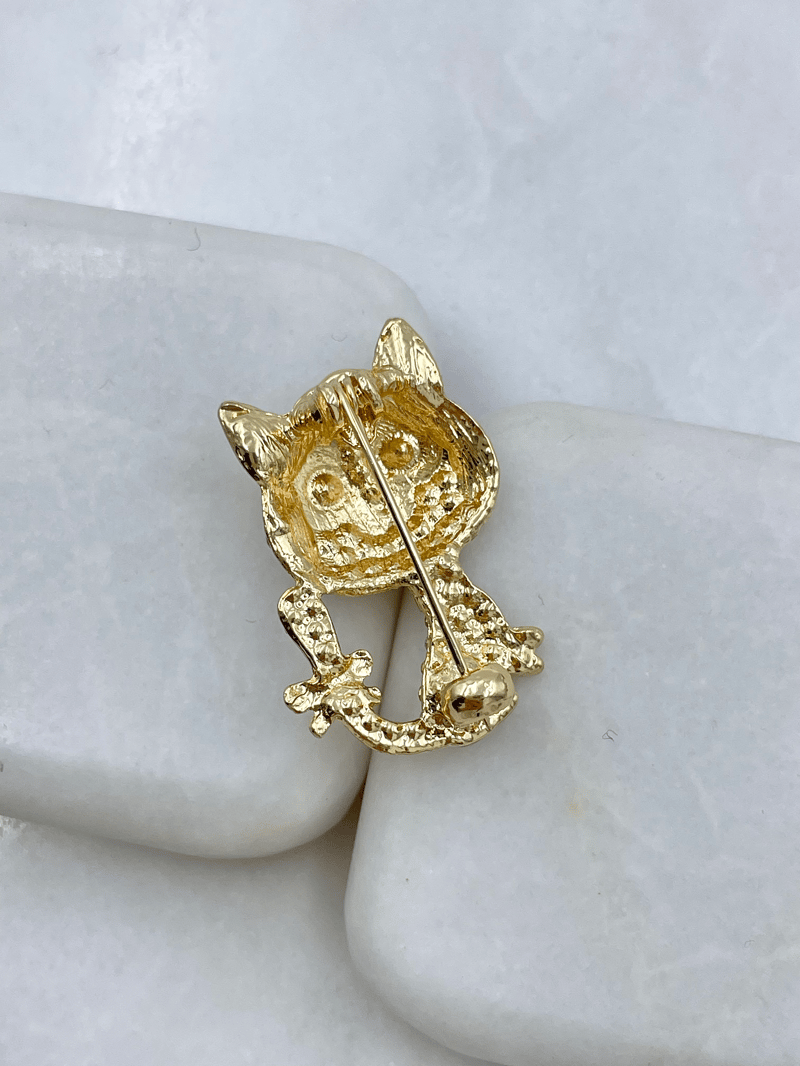 Kristal Taşlı Şaşkın Kedi Broş Gold