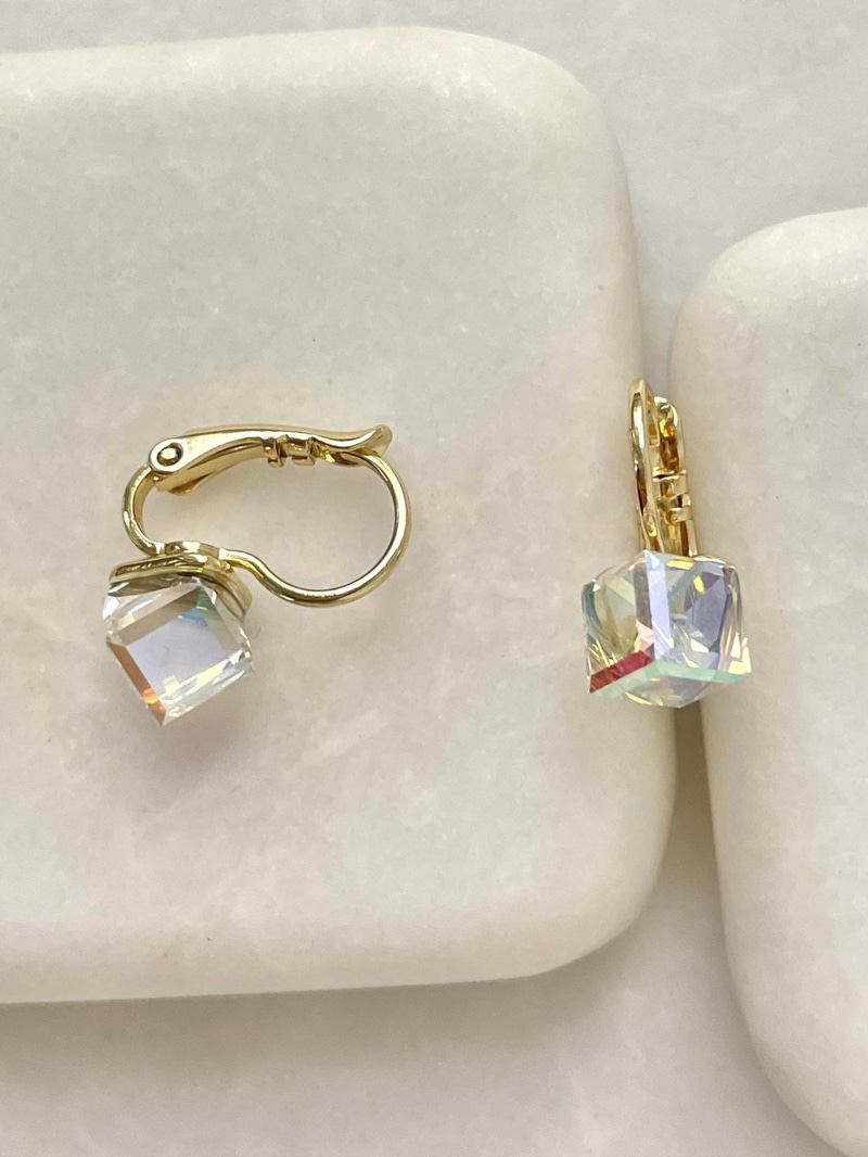 Özel Seri Swarovski Küpe Gold