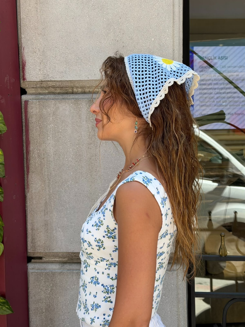 İkili Papatya Model Üçgen İpli Bandana Mavi