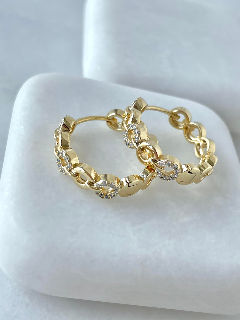 Özel Seri Gömme Taşlı Daire Model Halka Küpe Gold