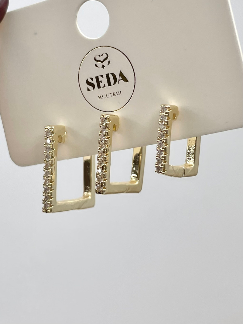 Gömme Taşlı Kare Model Üçlü Set Küpe Gold