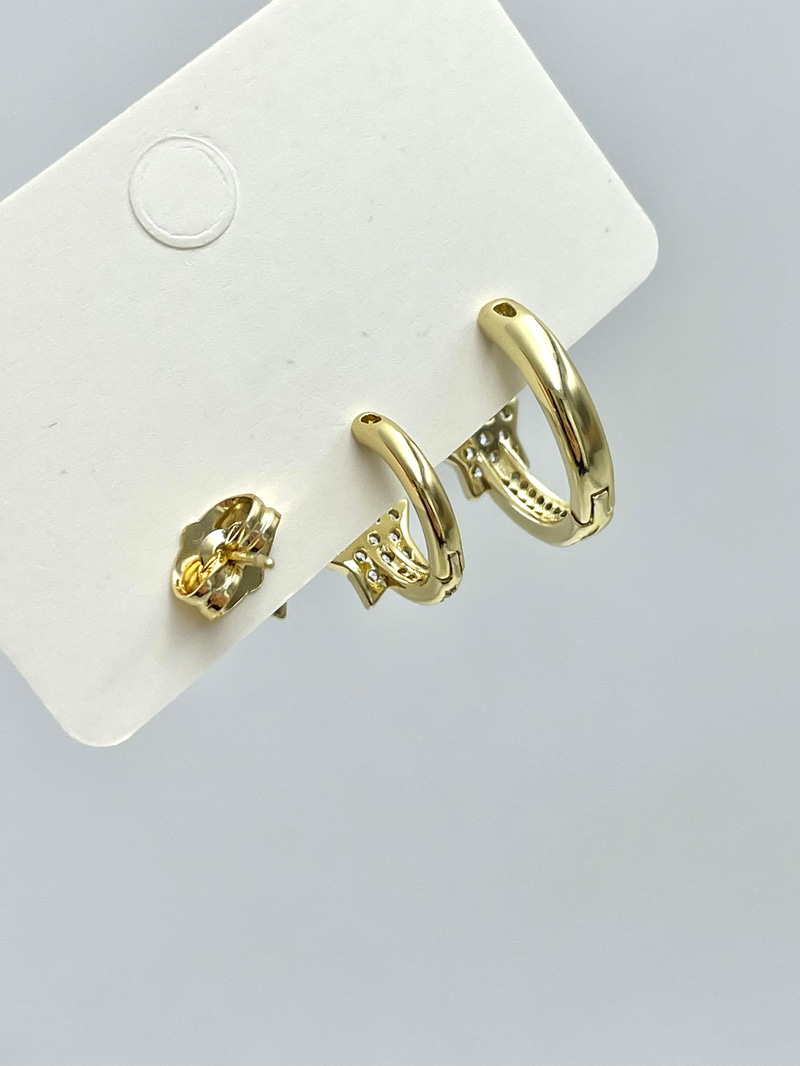 Özel Seri Gömme Taşlı Yıldız Model Üçlü Set Küpe Gold