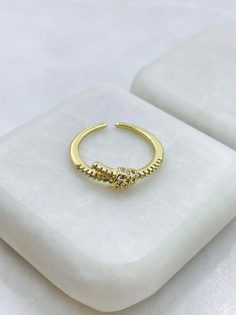 Altın Kaplama Gömme Taşlı Düğüm Yüzük Gold