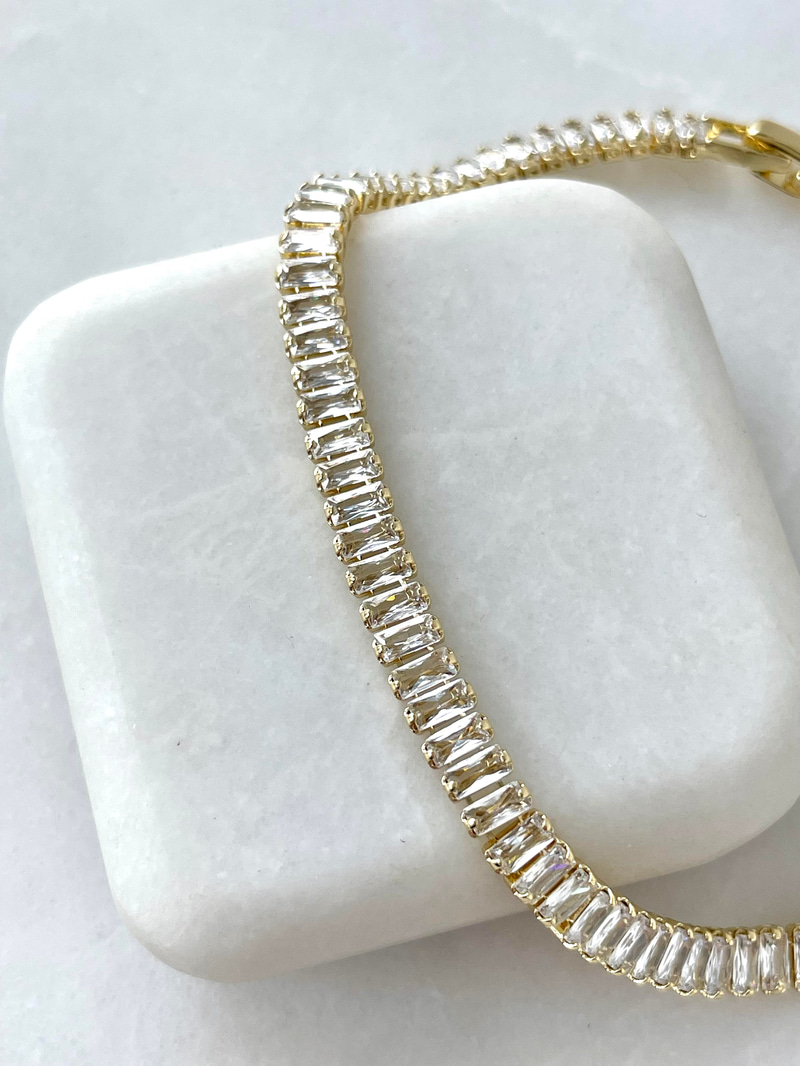 Altın Kaplama Orta Boy Baget Taşlı Bileklik Gold