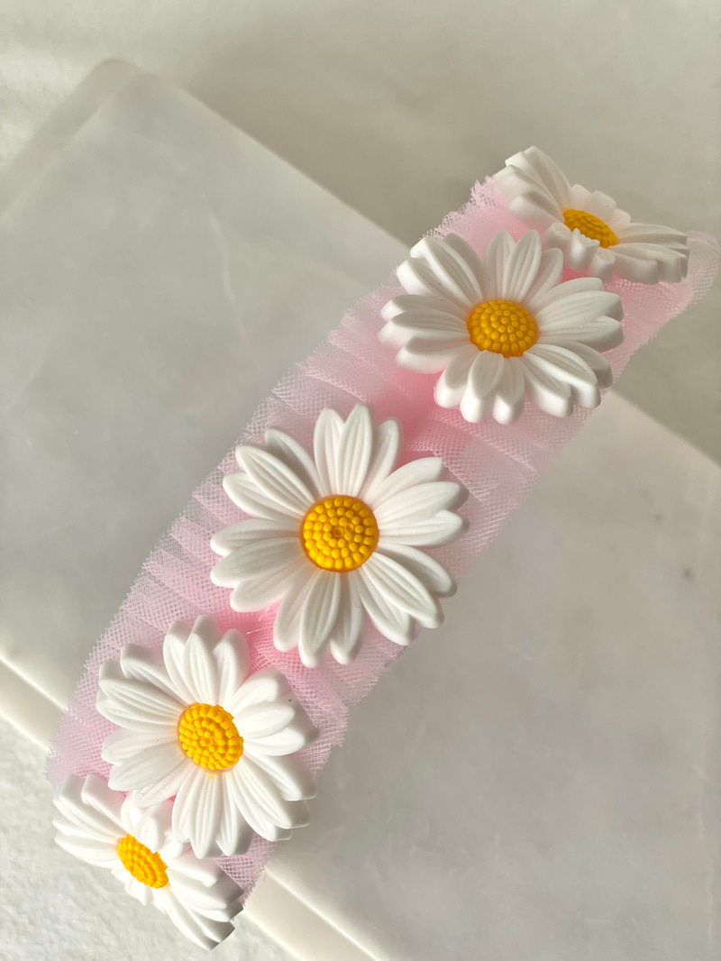 Yumuşak Papatyalı Taç Pembe