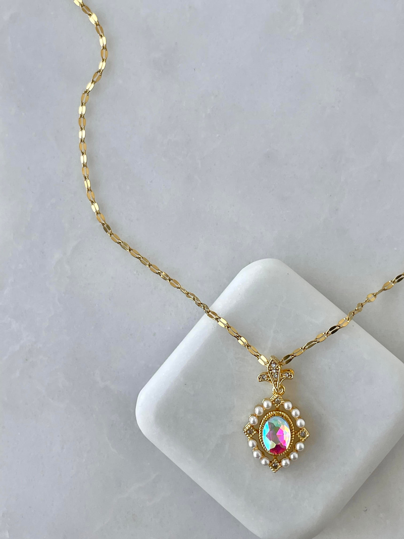Çelik Renkli Kristal Taşlı ve İncili Kolye Gold