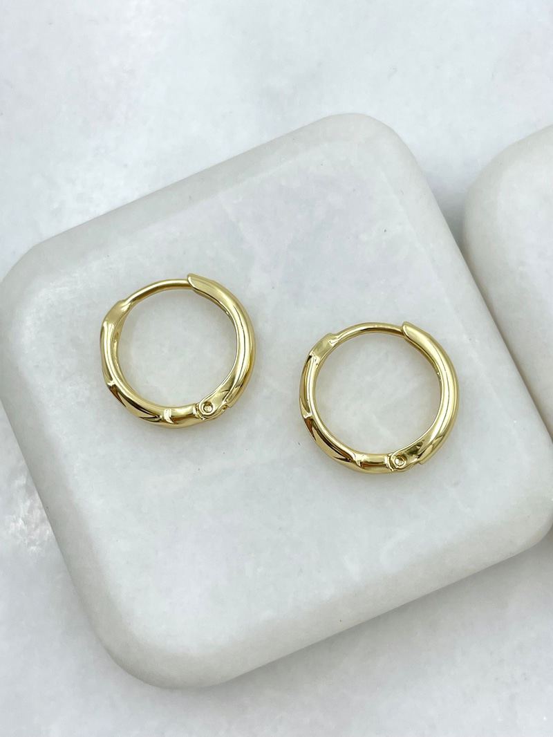 Özel Seri Üçgen Yansımalı Halka Küpe 1.6 cm Gold