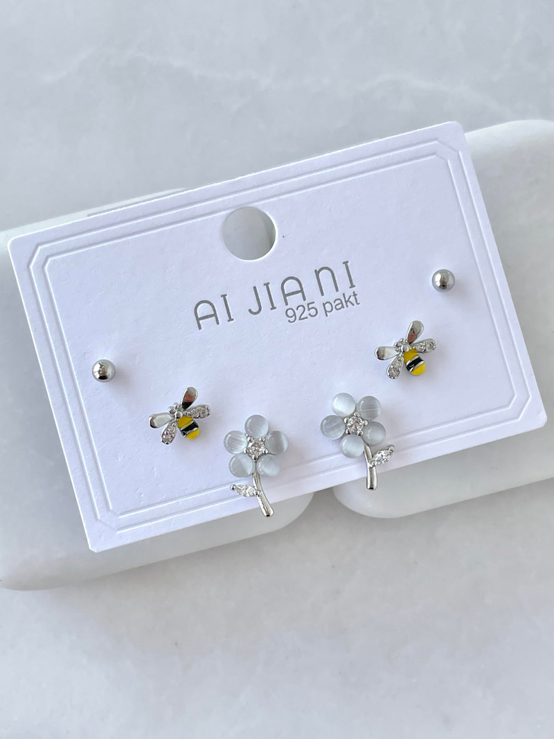Altın Kaplama Altılı Çiçek ve Arı Model Minimal Küpe Gümüş