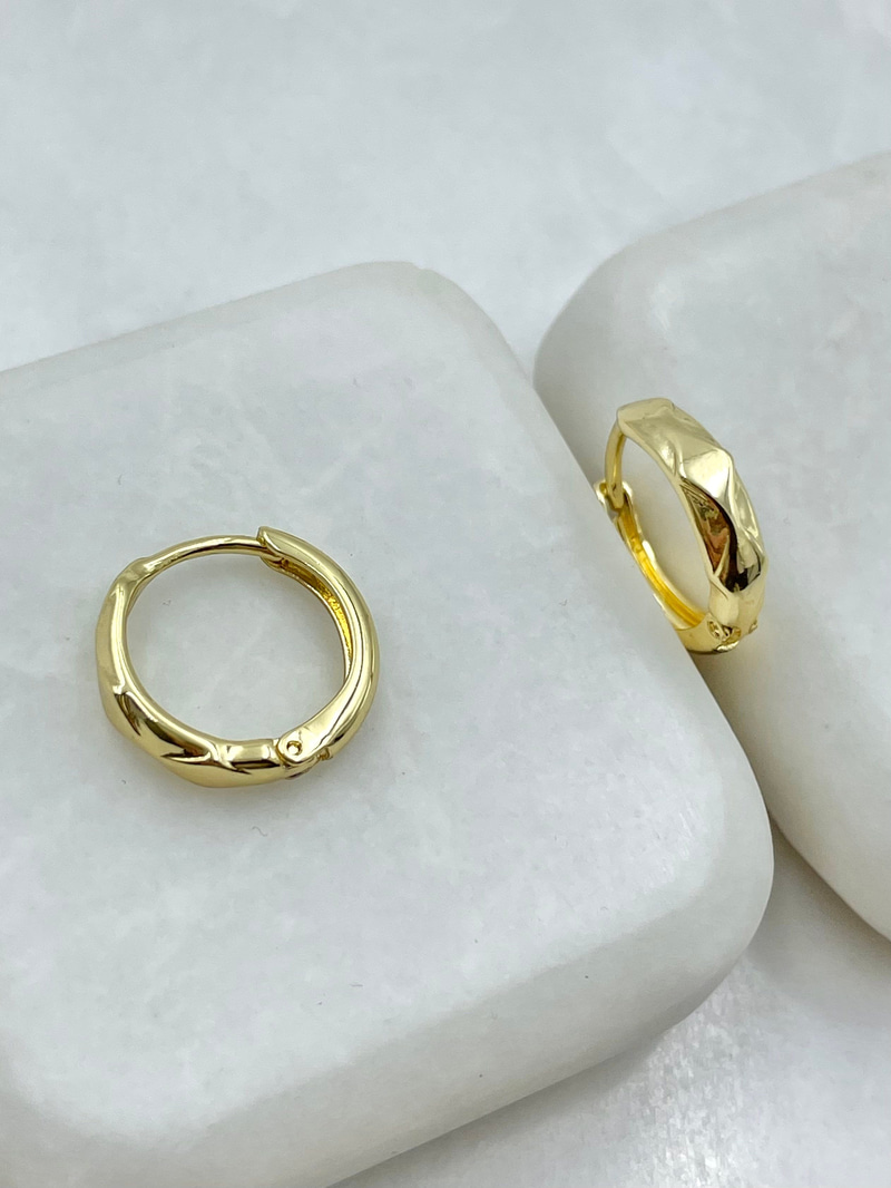 Özel Seri Yansımalı Halka Küpe 1.5 cm Gold