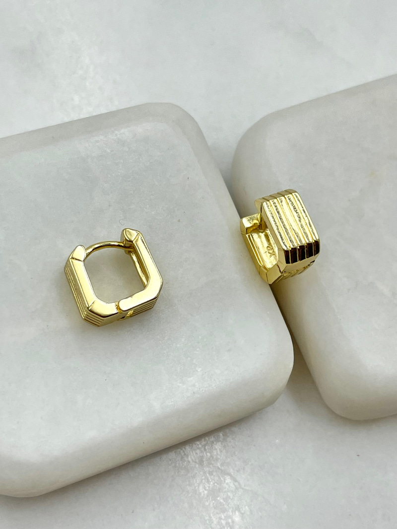 Özel Seri Kare Çizgili Minimal Küpe Gold