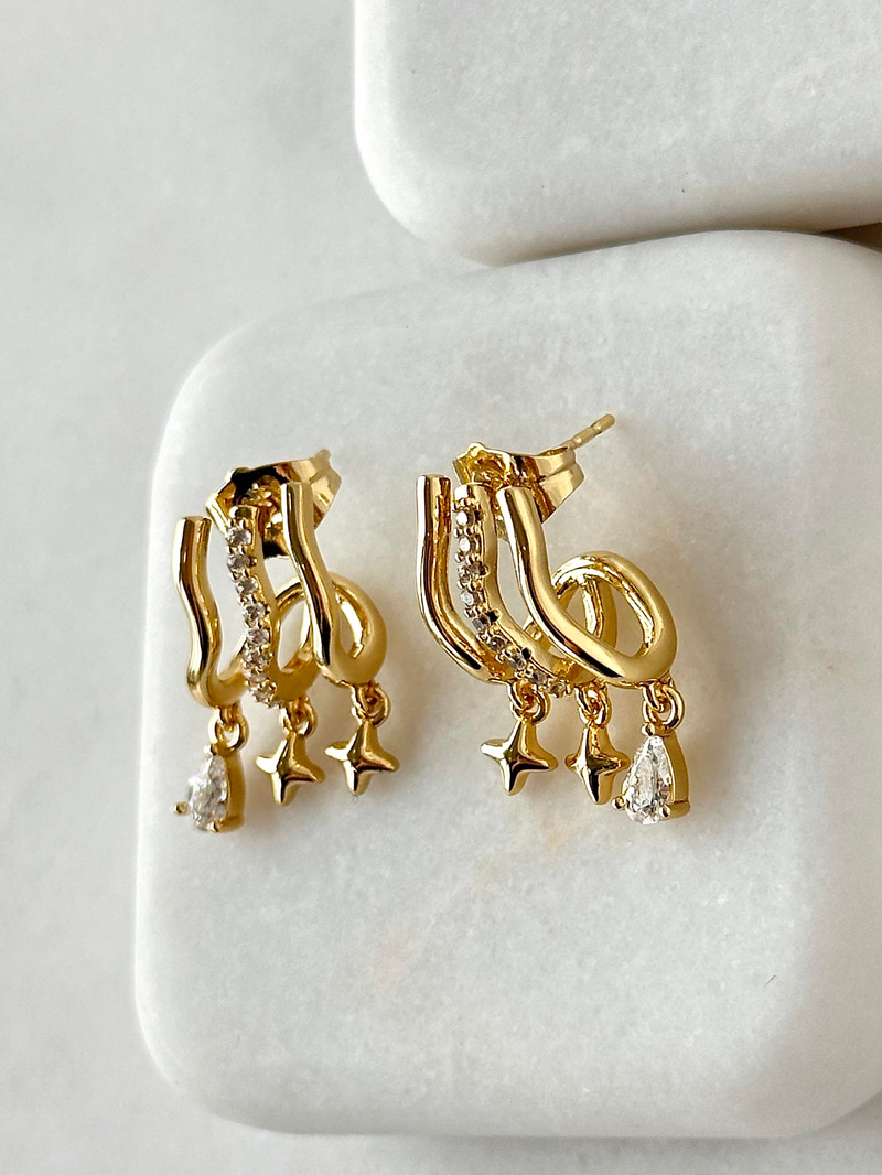 Özel Seri Yıldız ve Kristal Sallantılı Üçlü Görünüm Küpe Gold