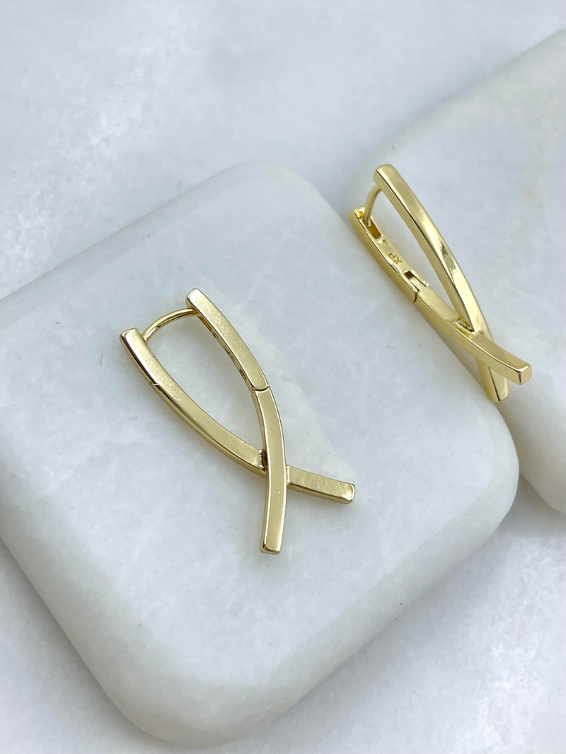 Özel Seri Çapraz Model  Küpe Gold