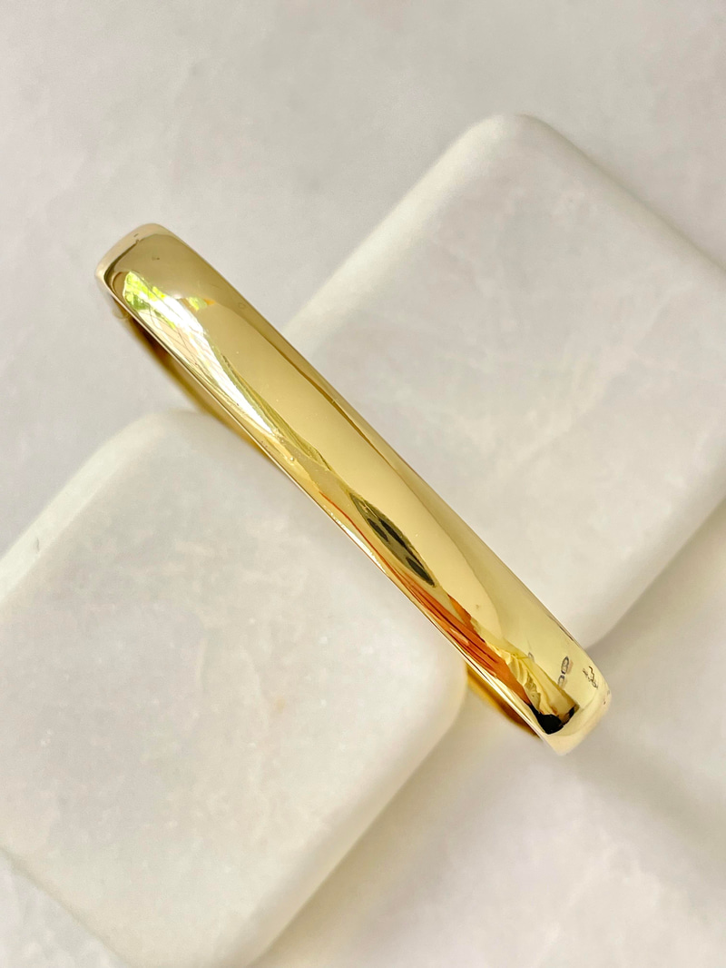 Özel Seri Kare Kesim Kelepçe Gold