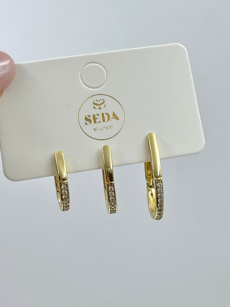 Özel Seri Üçlü Gömme Taşlı U Model Set Küpe Gold