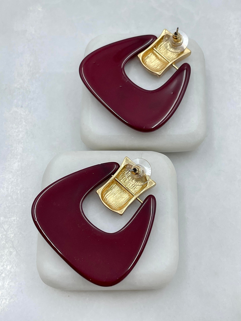 Altın Kaplama Eskitme Detaylı Çanta Model Vintage Küpe Bordo