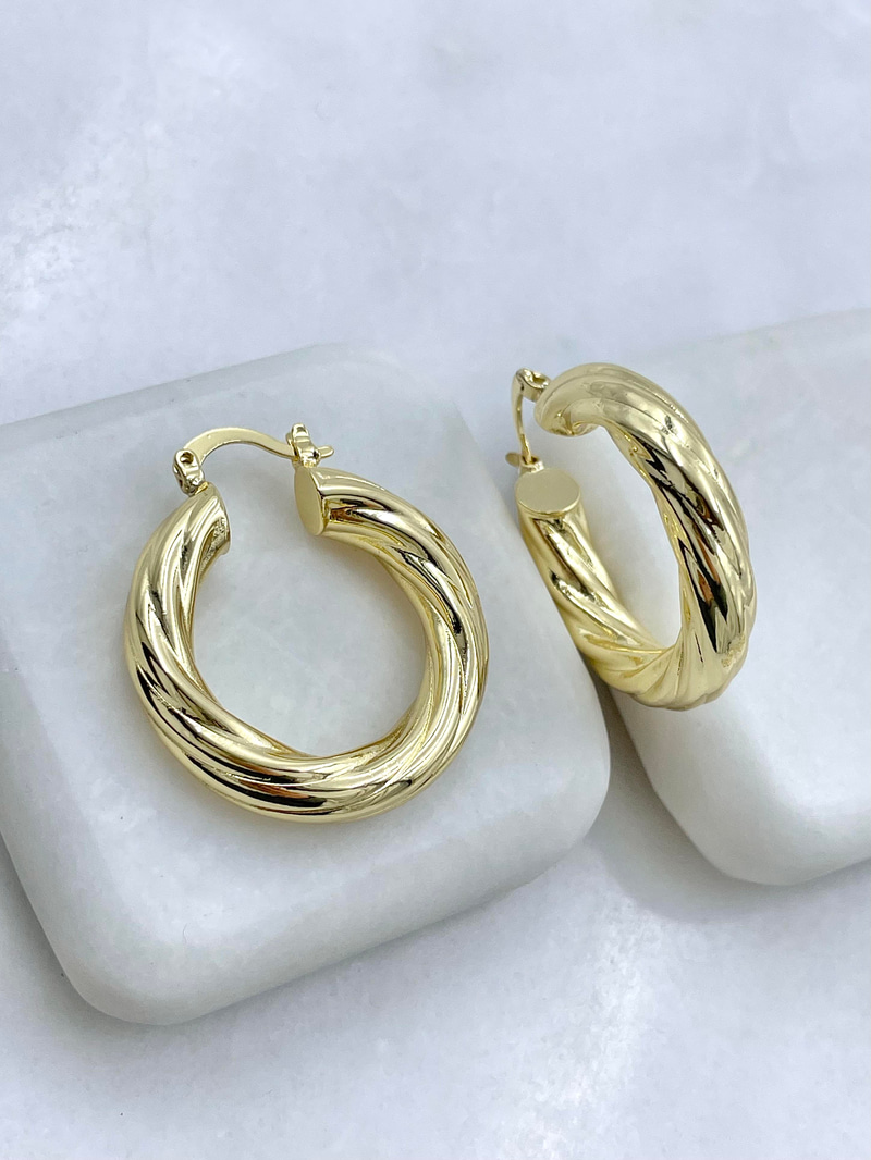 Altın Kaplama Işıltılı Burgu Halka Küpe 3 cm Gold