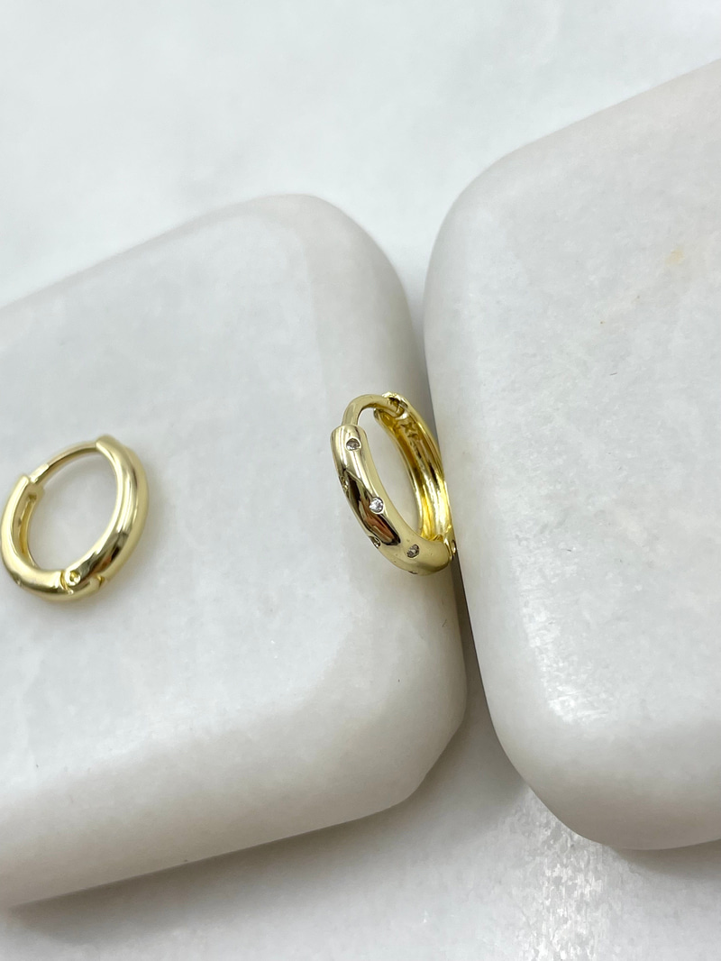 Özel Seri Minimal Zirkon Taşlı Halka Küpe Gold