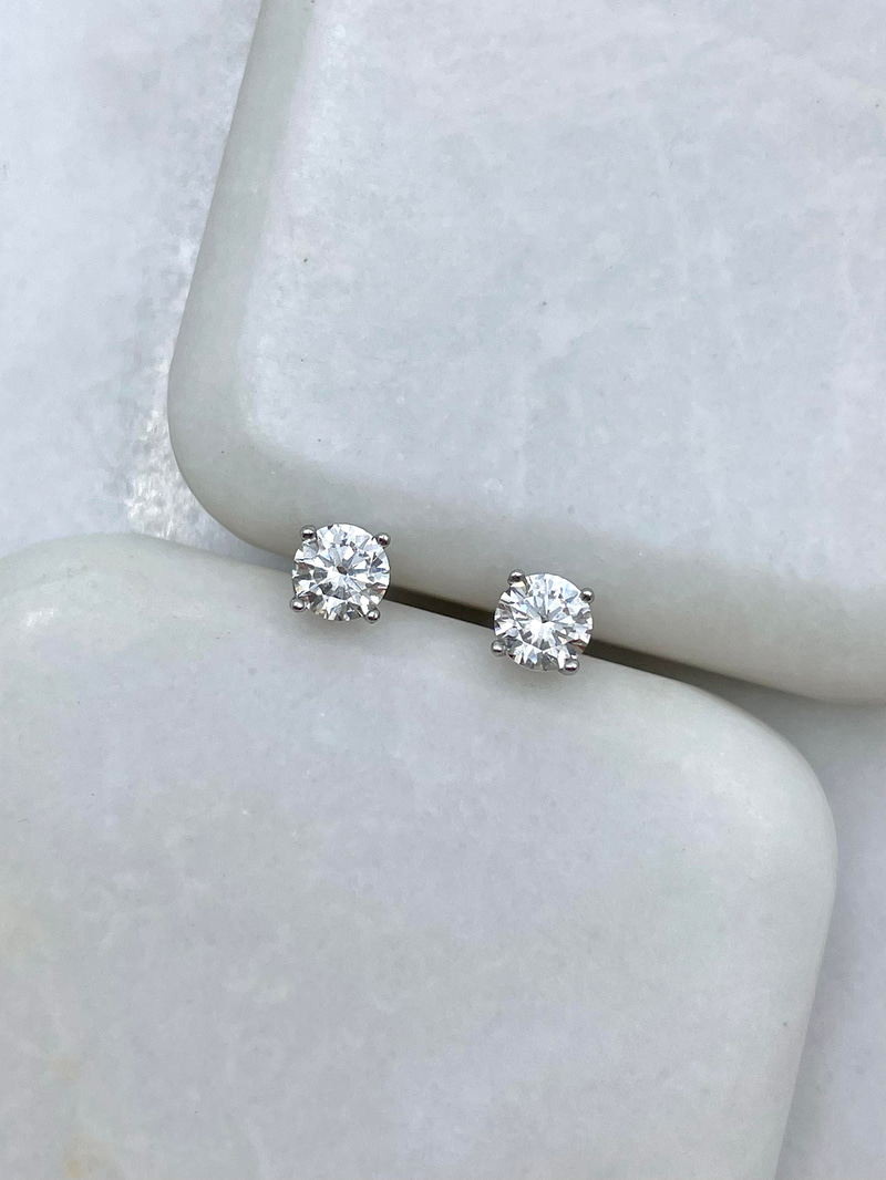Özel Seri Kristal Taşlı Küpe 0.4 mm Gümüş