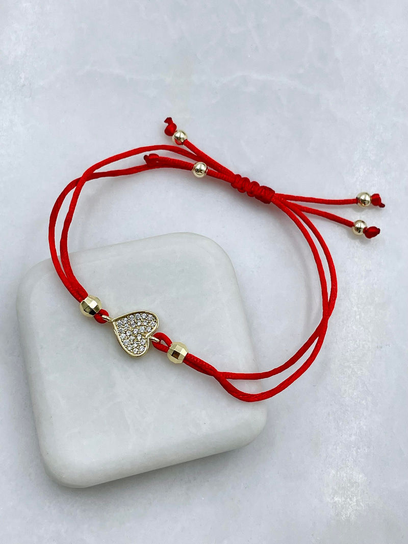 Gömme Taşlı Kalp Model Kırmızı İp Bileklik Gold