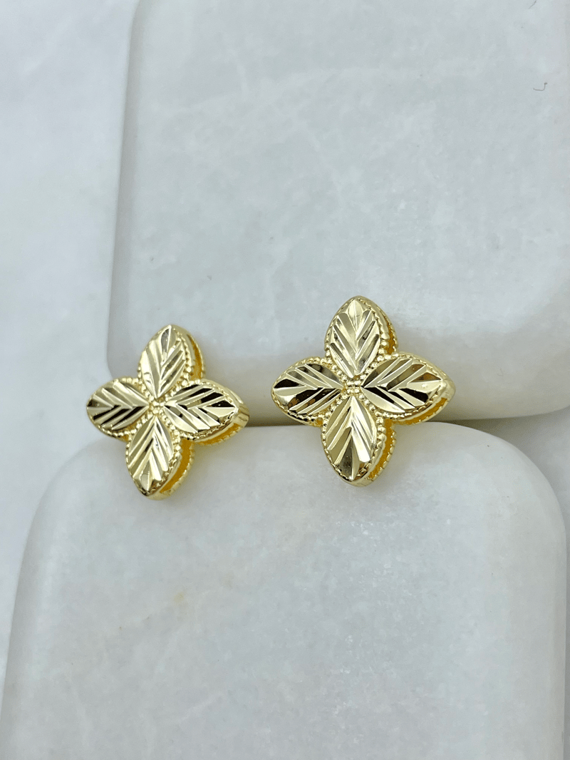 Altın Kaplama İşlemeli Yonca Küpe Gold