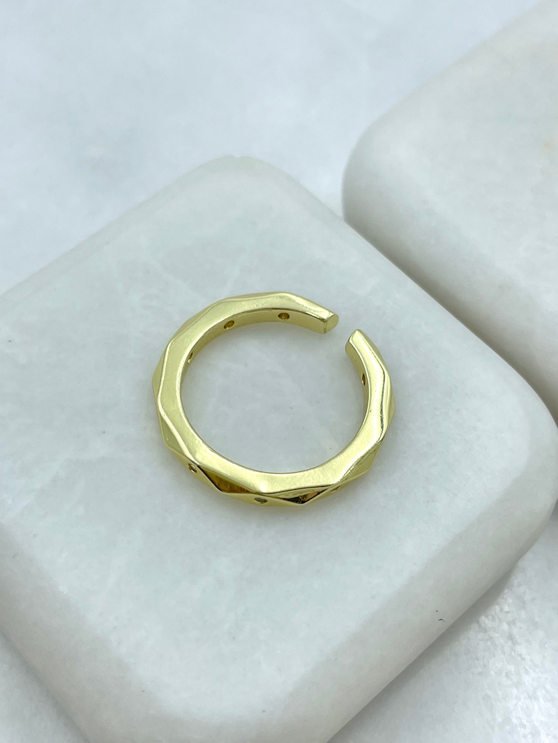 Altın Kaplama Üçgen Yansımalı Minik Taşlı Yüzük Gold