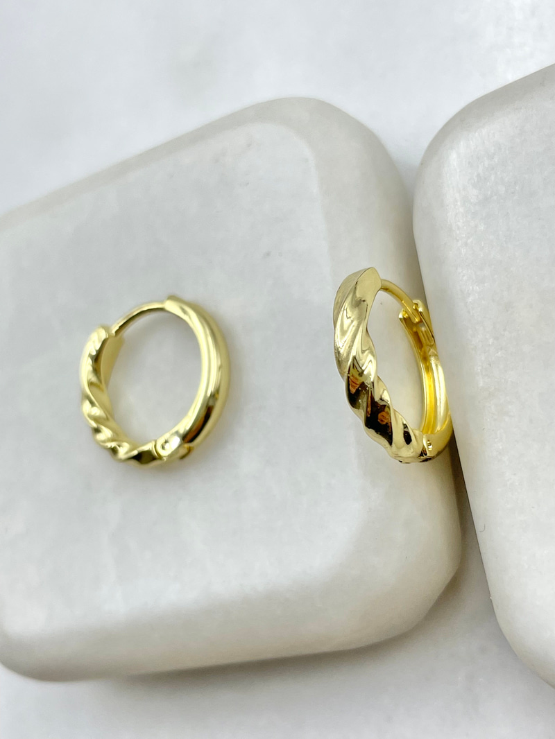 Özel Seri Burgu Halka Küpe 1.5 cm Gold