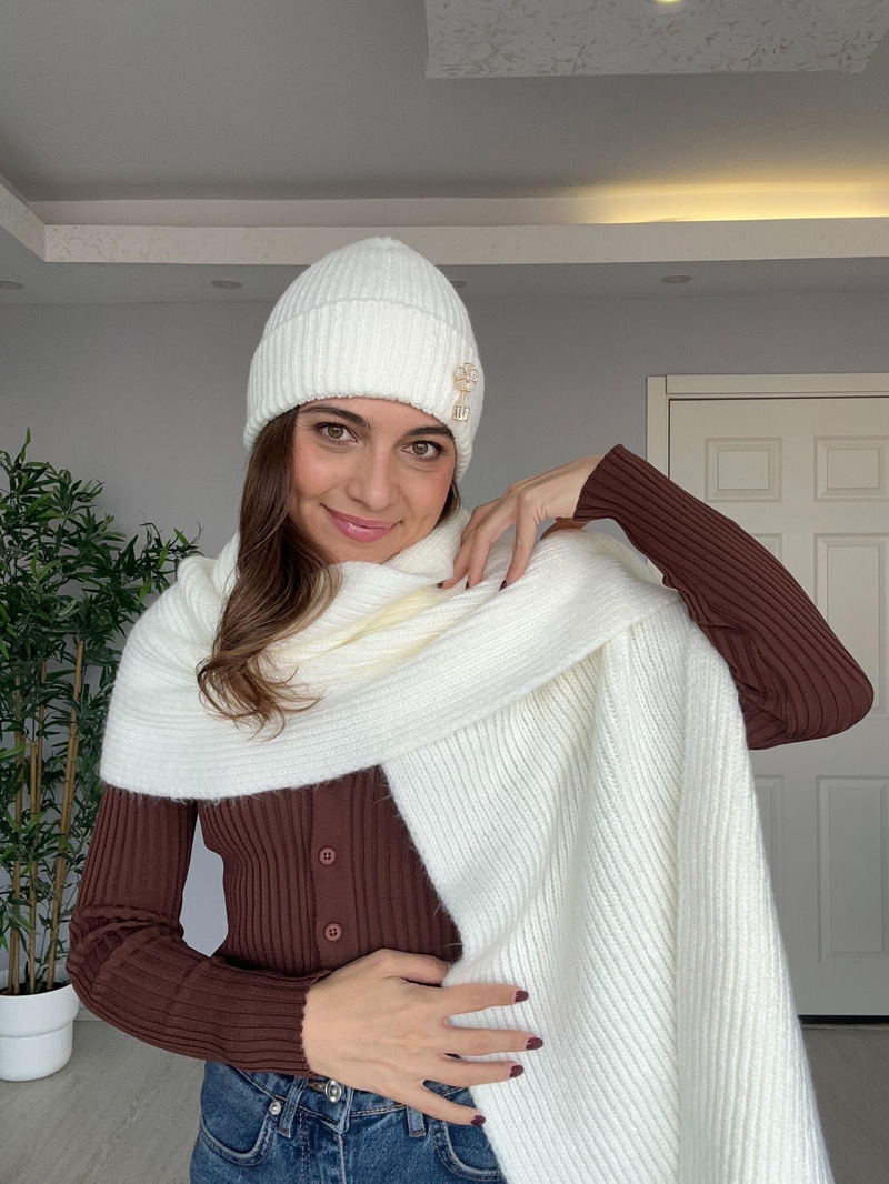 Örgü Model Atkı Ekru