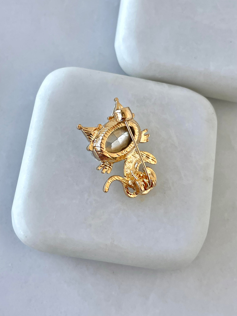 Taşlı Kedi Broş Gold
