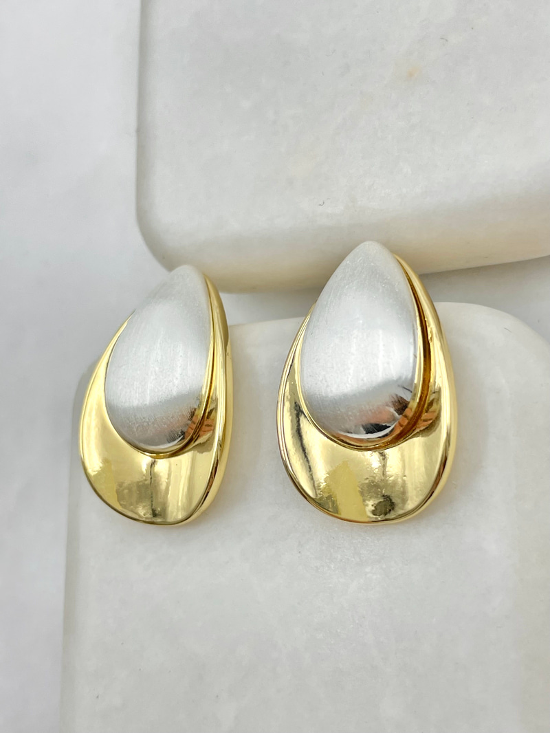 Sedefli Gold Detaylı Damla Küpe Gold