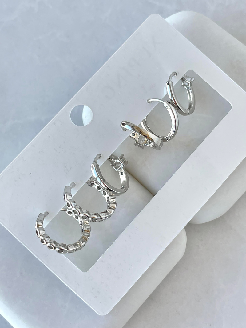 Özel Seri Altlı Minimal Tektaş Model Küpe Gümüş