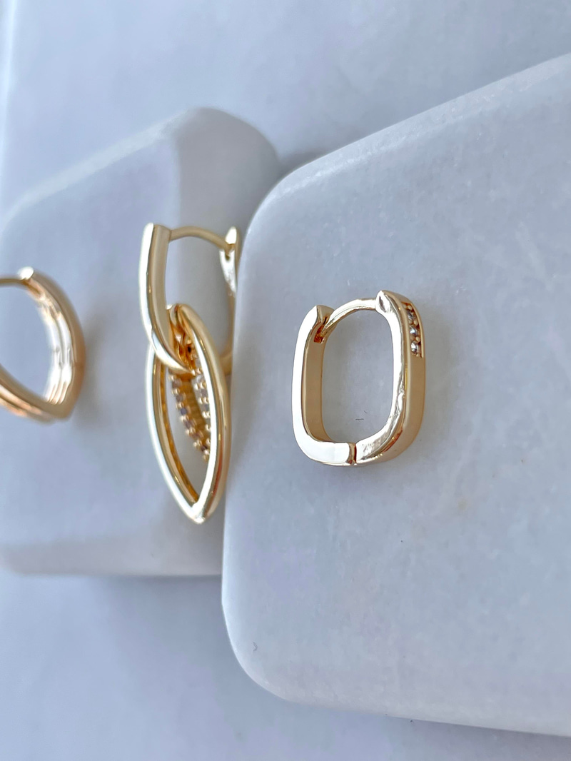 Altın Kaplama Üçlü Gömme Taşlı Oval Sallantılı Küpe Gold