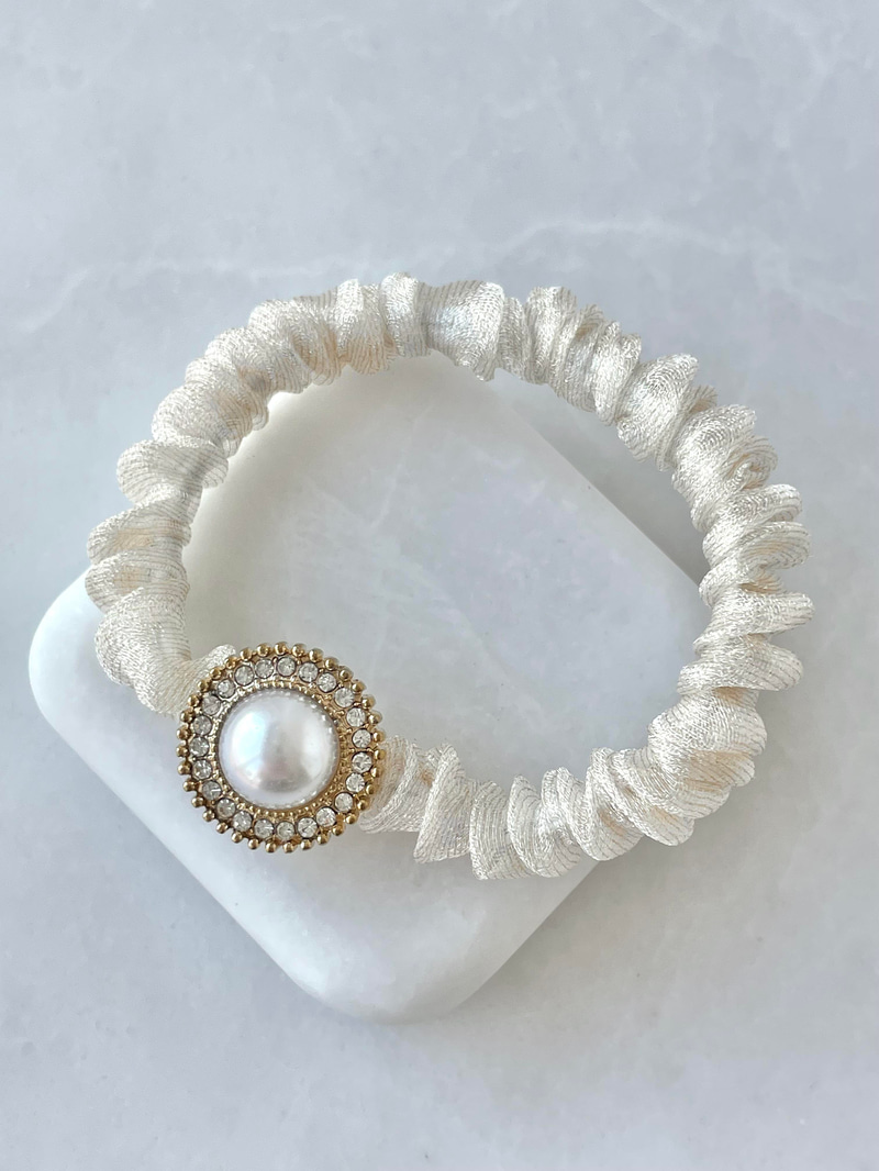 İnci ve Gömme Taşlı Tül Scrunchie Toka Krem