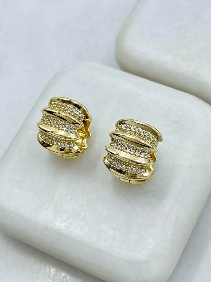 Özel Seri Gold Detaylı Taşlı Halka Küpe Gold