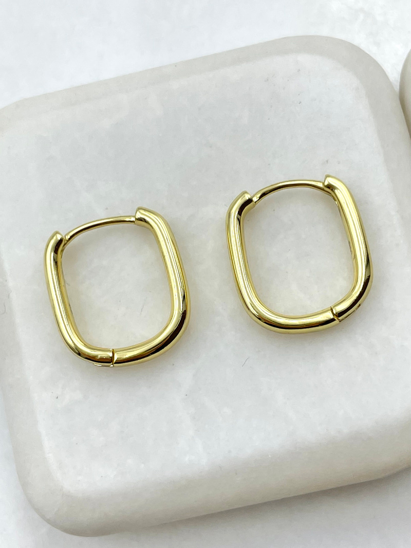Özel Seri Bombe Kare Küpe 1.5 cm Gold