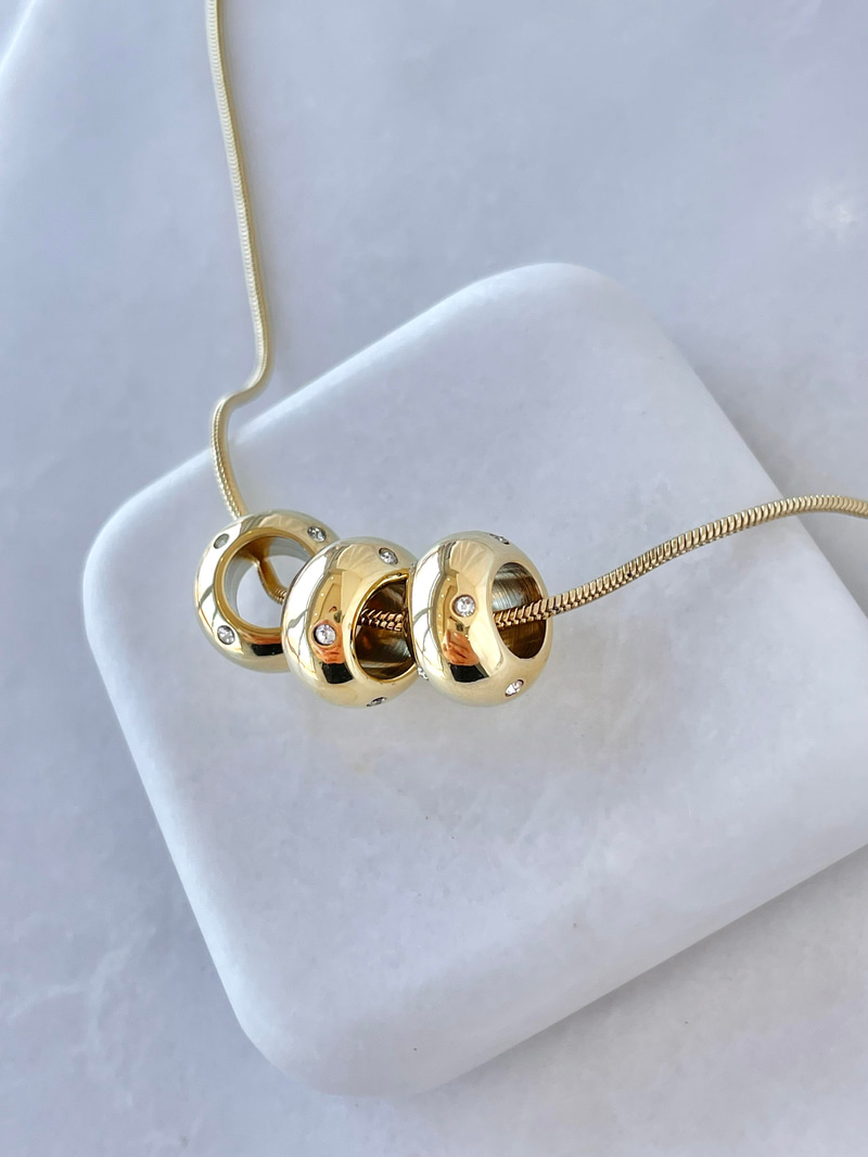 Çelik Üçlü Bombe Silindir Kolye Gold