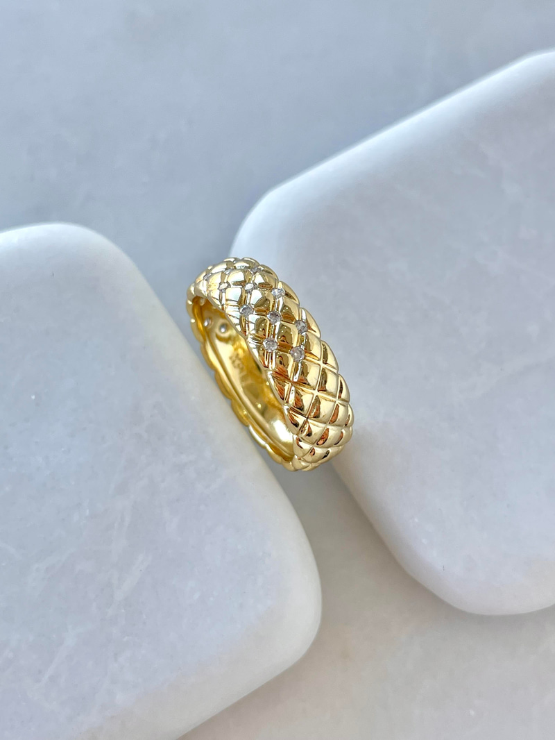 Özel Seri Kabartmalı Baklava Yüzük Gold