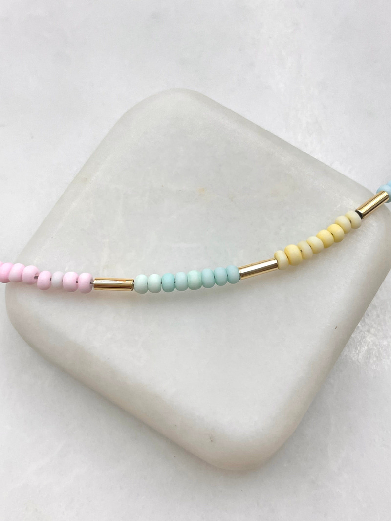Pastel Renkli Boncuk Kolye Gold