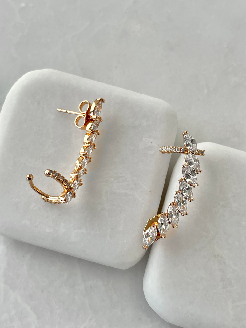 Özel Seri Oval Dizi Kristal Taşlı Kıkırdaklı Küpe Gümüş