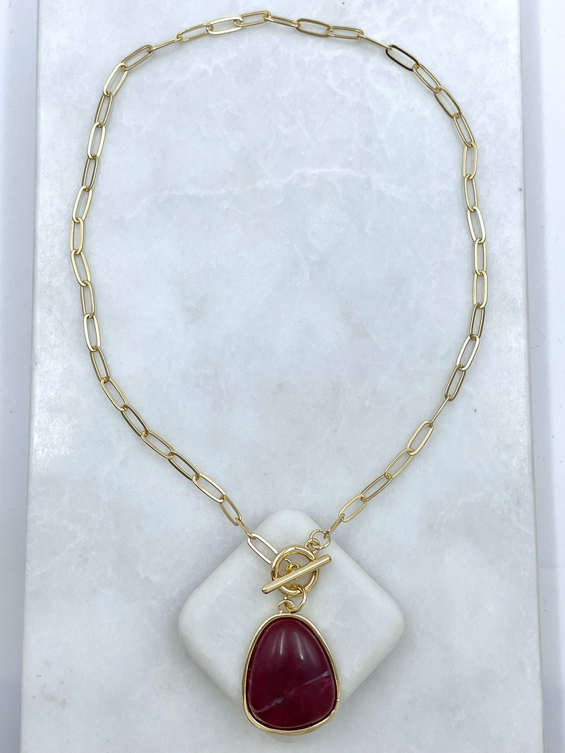 Altın Kaplama Doğal Taşlı Önden Kilit Vintage Kolye Bordo