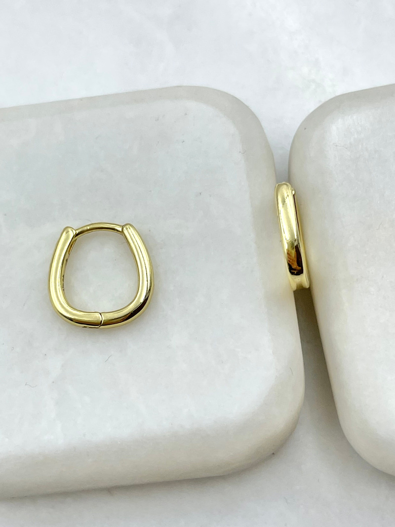Özel Seri U Küpe 1.4 cm Gold