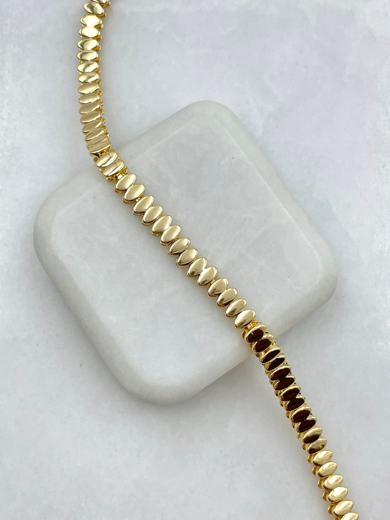 Yatay Dizi Arpa Bileklik Gold