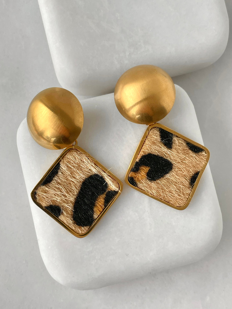 Çelik Leopar Kare Sallantılı Daire Küpe Gold