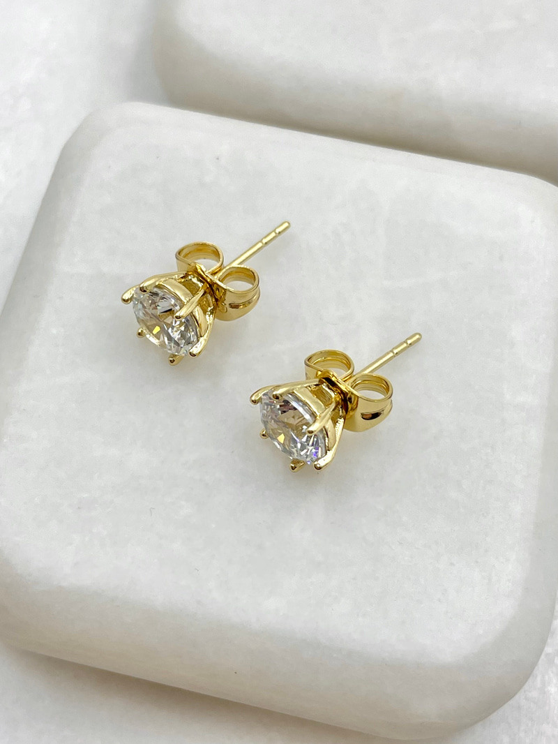 Özel Seri Tektaş Küpe 0.7 mm Gold
